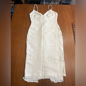 Lulu’s white bodycon midi dress